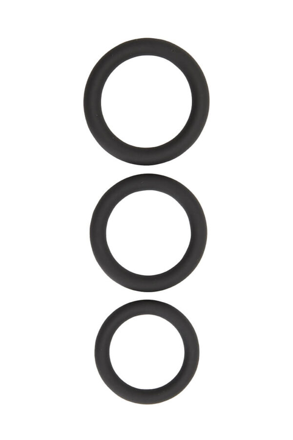 Trois anneaux noirs de type cockrings les sublimes de la marque Jacquie et Michel