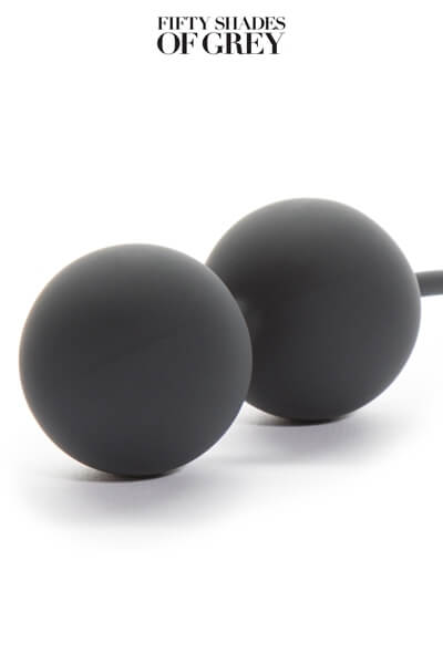 Boules de geisha tighten and sense de la collection fifty shades of grey