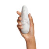 Stimulateur clitoridien Classic 2 Marilyn Monroe marbre blanc de la marque Womanizer